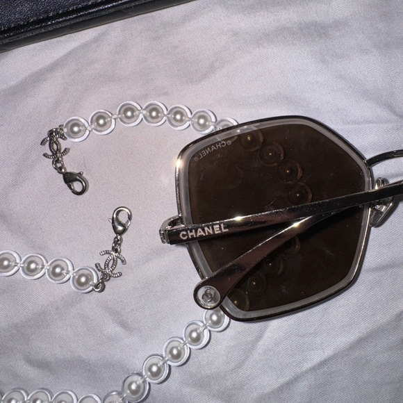 Chanel Pearl Sunglasses - Picture 2 of 2